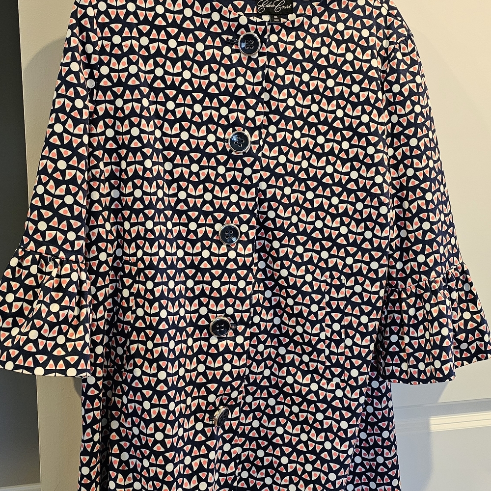 Chic Geometric Patterned Coat